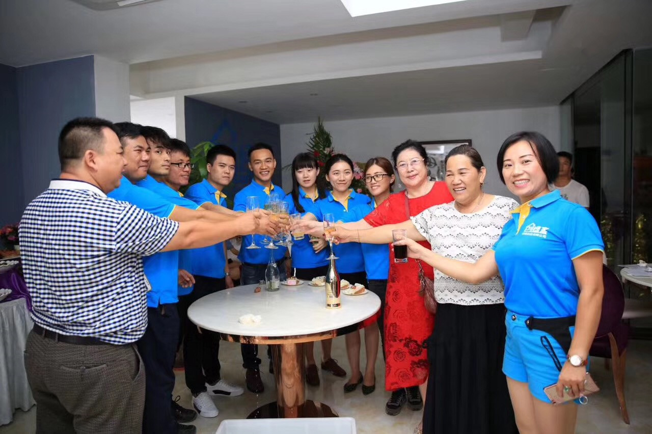 熱烈祝賀創(chuàng)綠家空氣治理海口服務中心新落成！