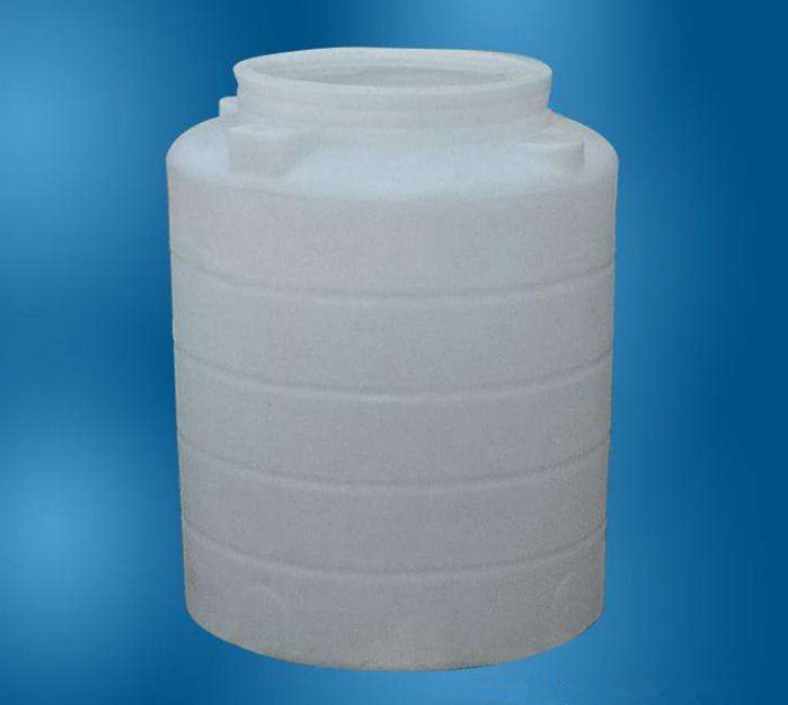 廚房水管破裂傳出刺鼻性氣味，原以為是鄰居家甲醛超標，沒想到是“絕命毒師”