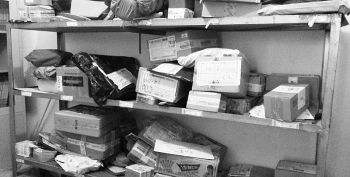 廚房水管破裂傳出刺鼻性氣味，原以為是鄰居家甲醛超標，沒想到是“絕命毒師”