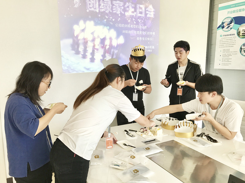 【10月生日會(huì)】我們的創(chuàng)綠家溫暖、開(kāi)心，還有傳承！