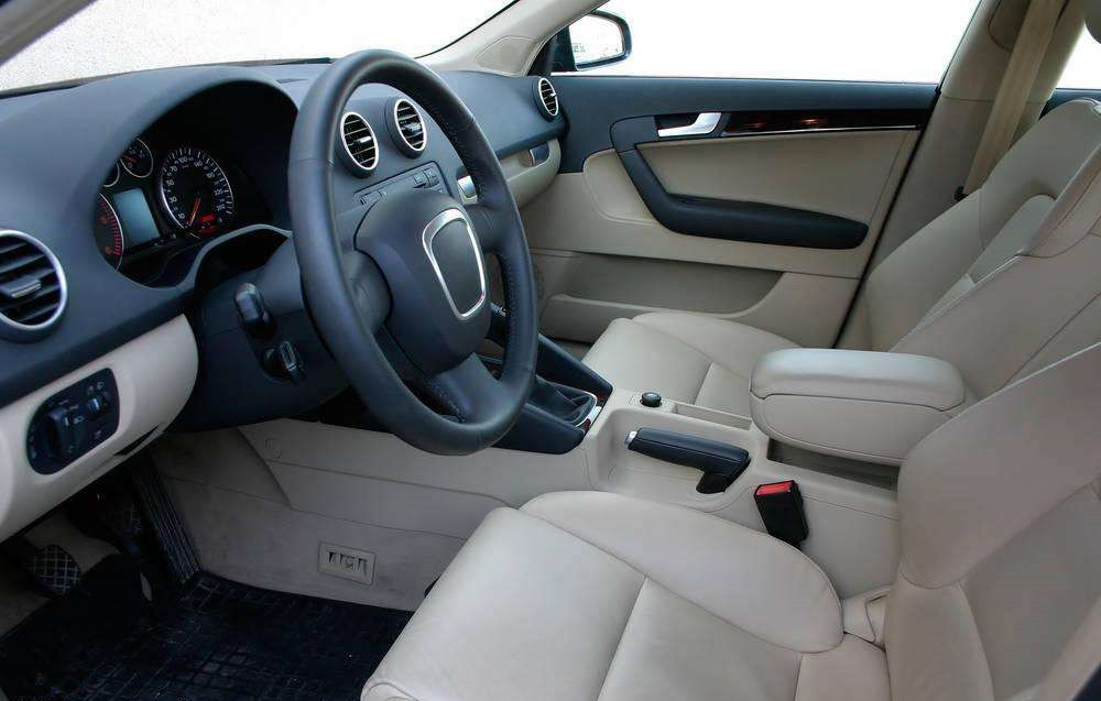 未經(jīng)過甲醛治理的新車，老人兒童不宜乘坐