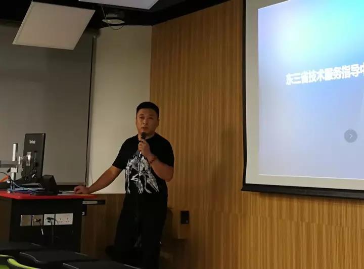 中港室內(nèi)環(huán)境凈化行業(yè)學(xué)術(shù)研討會暨中國室內(nèi)環(huán)境凈化治理專業(yè)委員會香港分會成立一周年紀(jì)念會議圓滿結(jié)束！