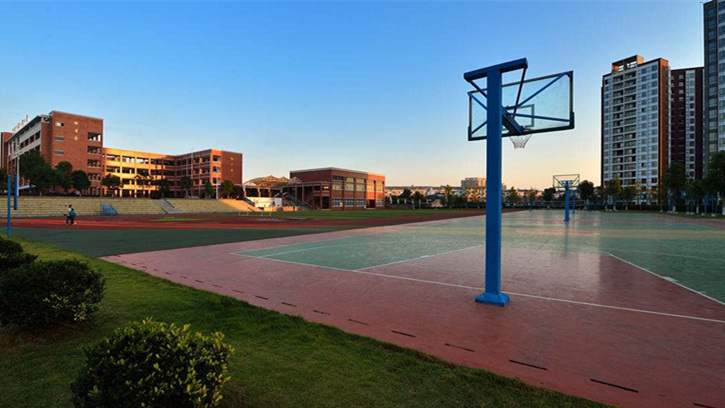 光觸媒除甲醛保護(hù)新裝修教室空氣，更保護(hù)孩子們