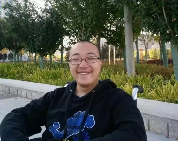 青春是用來奮斗的，除甲醛的青春最美麗！