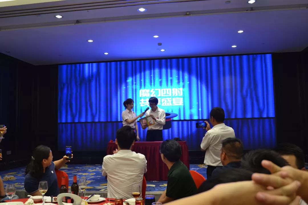 創(chuàng)綠家環(huán)保2018年中工作會(huì)議暨5周年慶典圓滿結(jié)束！