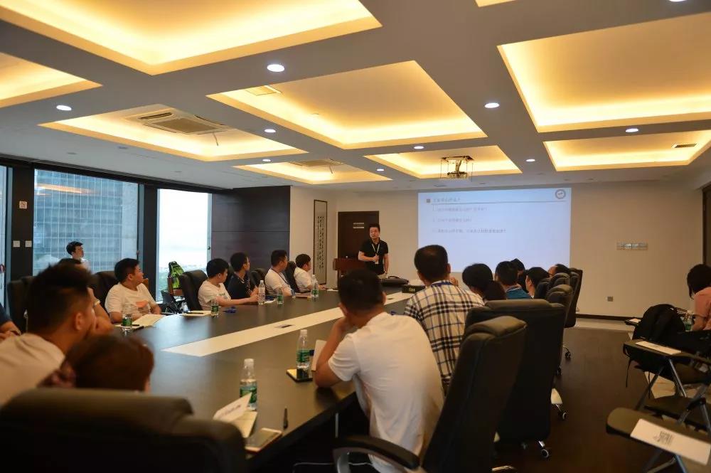 中國凈化委浙江技術(shù)服務(wù)指導(dǎo)中心2019年第四期“除醛技術(shù)交流峰會(huì)”圓滿結(jié)束